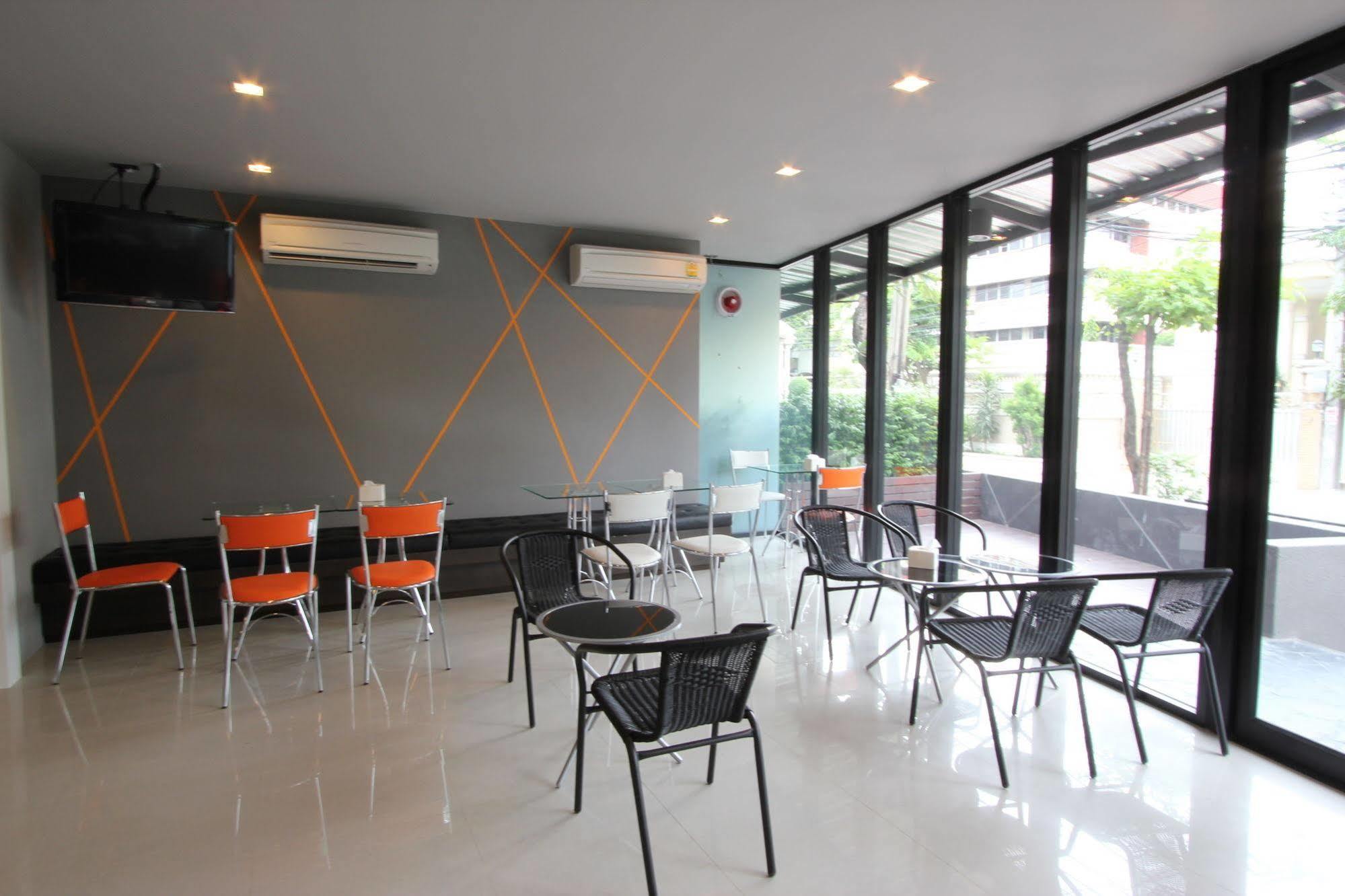 14 Living Hotel Bangkok Luaran gambar
